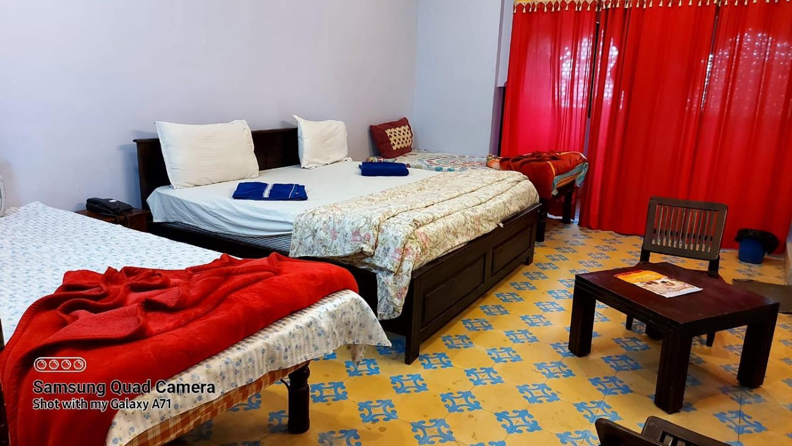 โฮเต็ล รานิ มาฮอล Bed & Breakfast ชัยปุระ ภายนอก รูปภาพ