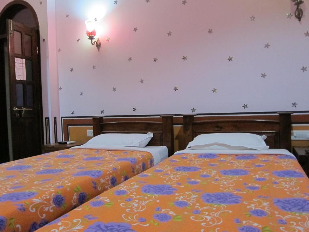 โฮเต็ล รานิ มาฮอล Bed & Breakfast ชัยปุระ ห้อง รูปภาพ
